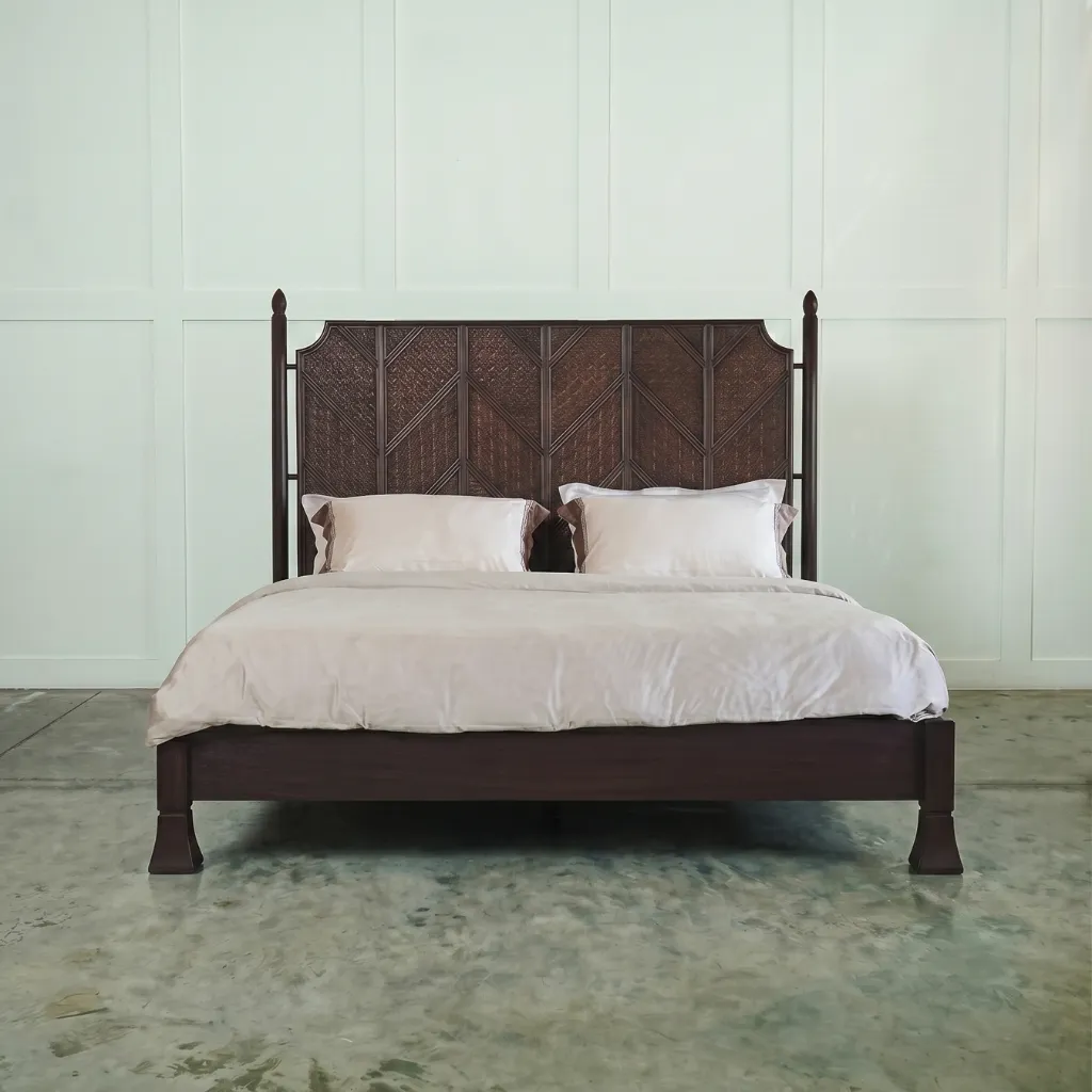4.2 HAGON - BED.webp