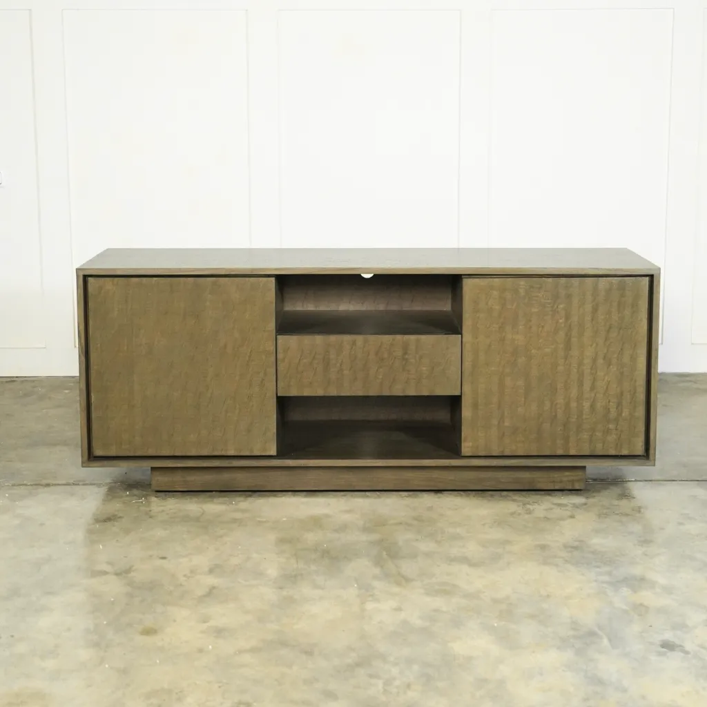 JULIAN - CREDENZA (2)-3.webp