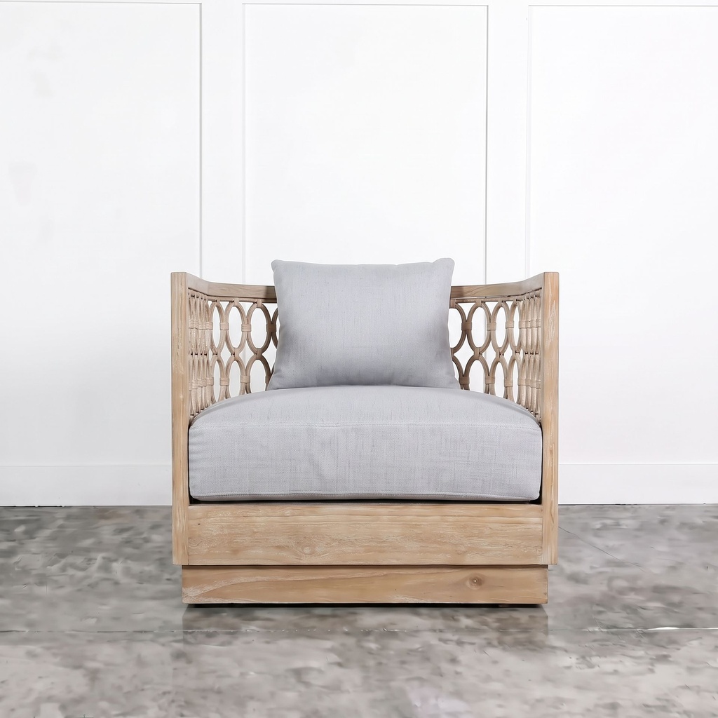 Malle - Lounge Chair (2) (1).jpg