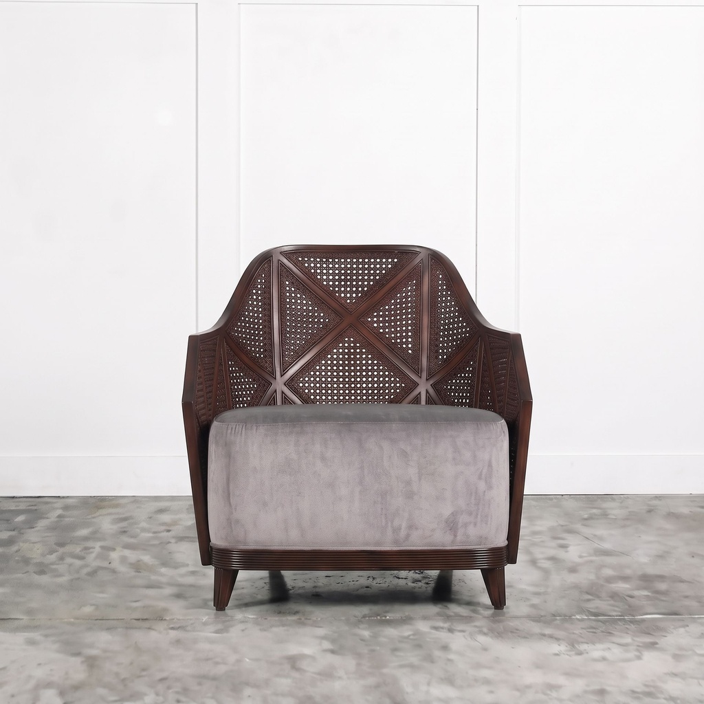 Mathaf Lounge Chair (2).jpg