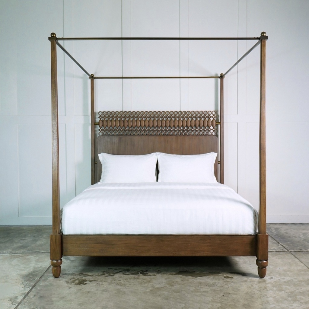 8.2 MEYER - POSTER BED.jpg