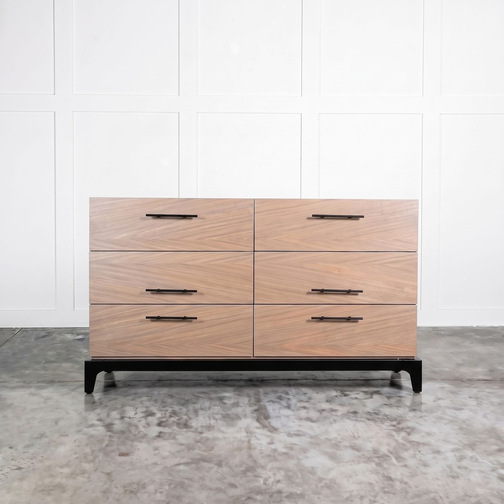 47.1 PEYTON - DRESSER_.jpg
