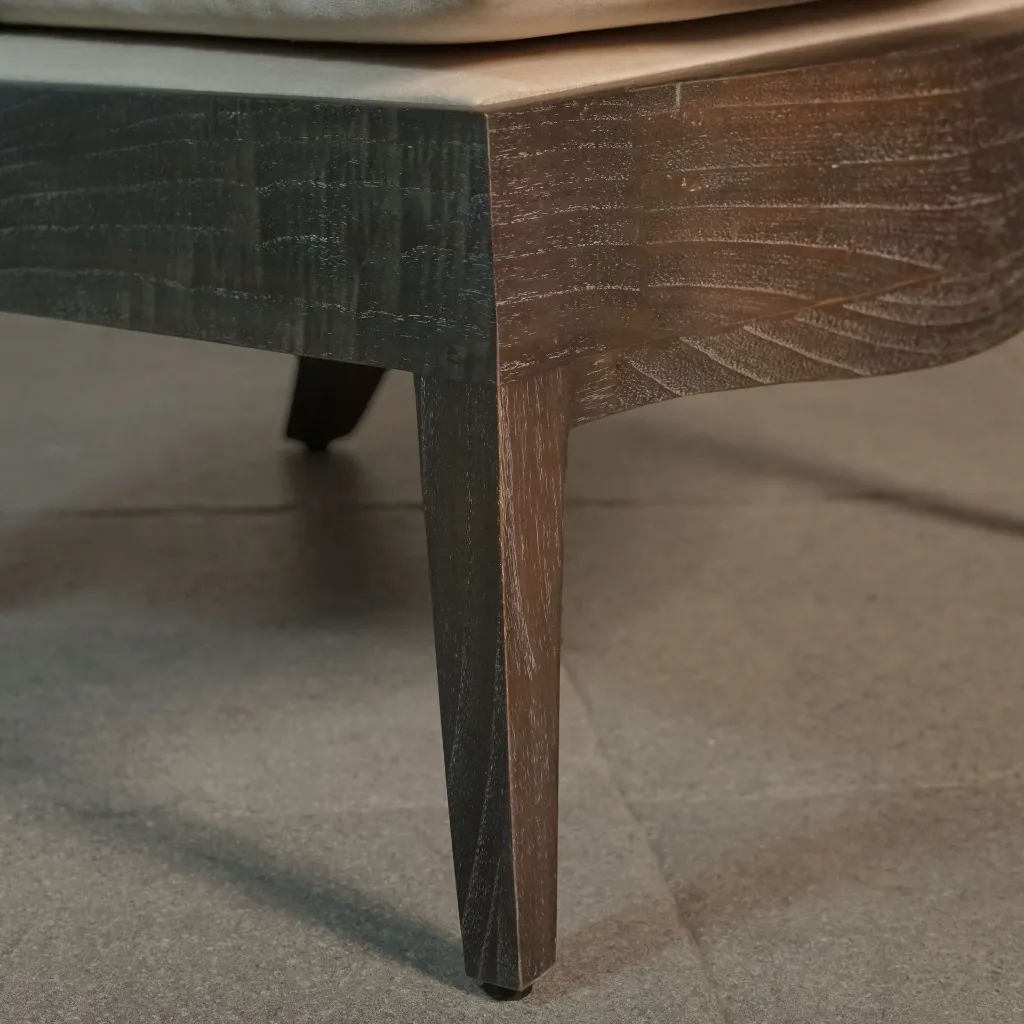 BAILEY - WING CHAIR (DETAIL 5).webp