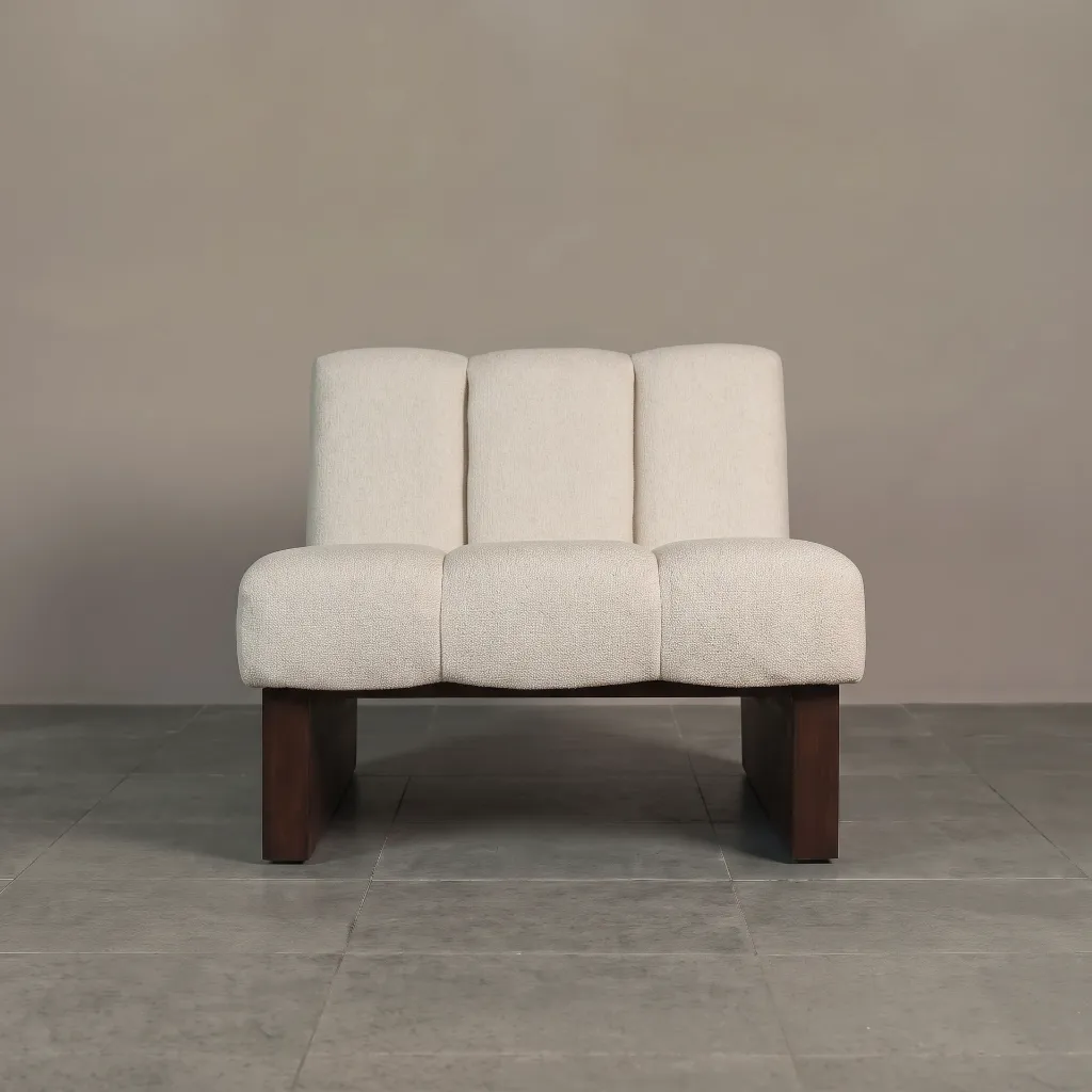 Rhyan Lounge Chair (2).webp