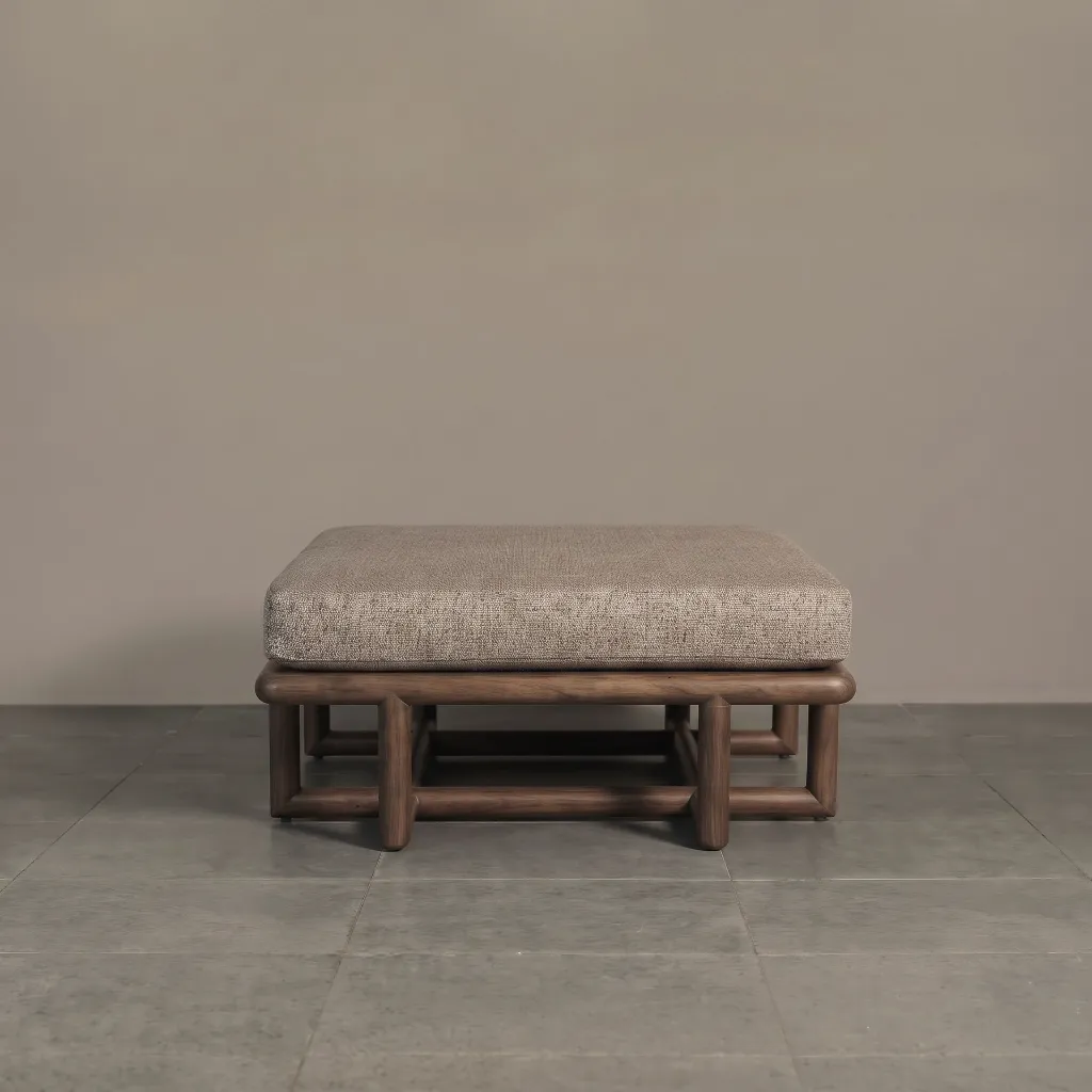 Rhyan Ottoman (2).webp