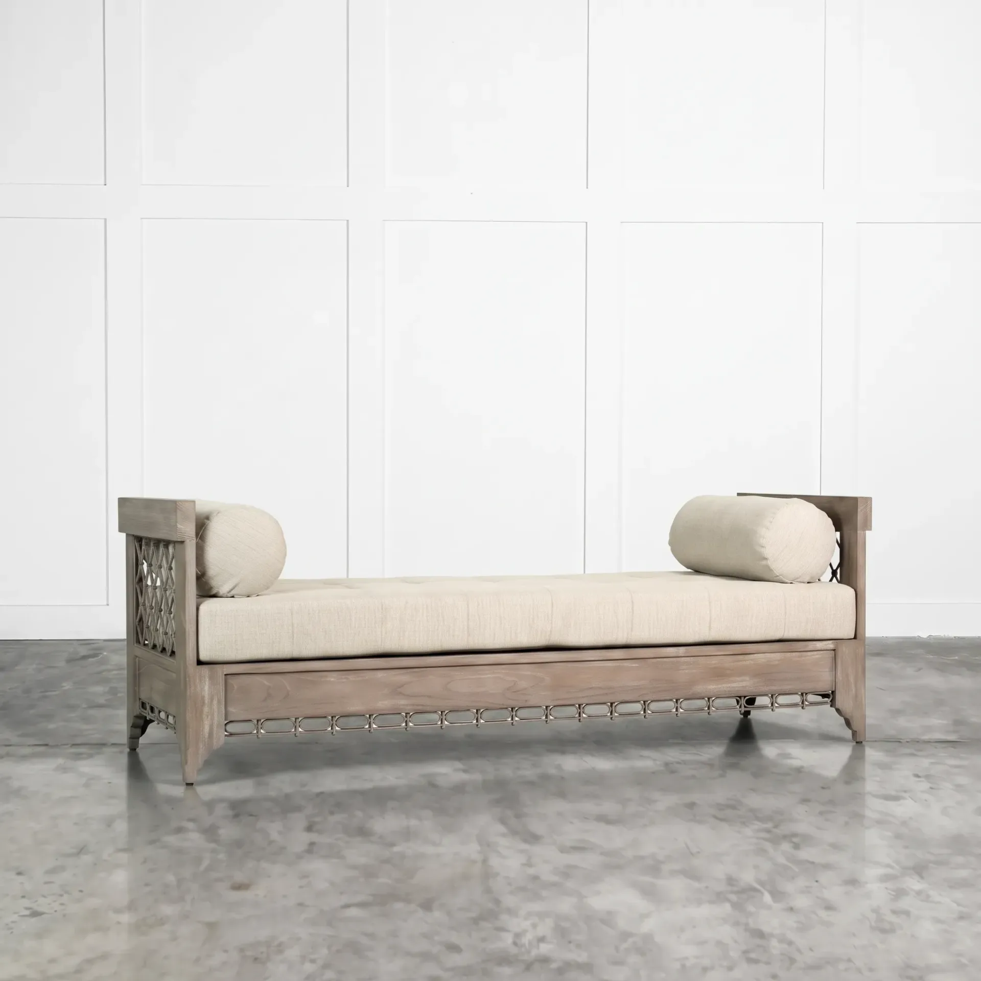 Cayo Bench