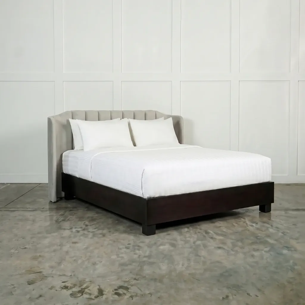 Ingram Bed (Queen Size : 1850 x 2125 x 1150 mm)