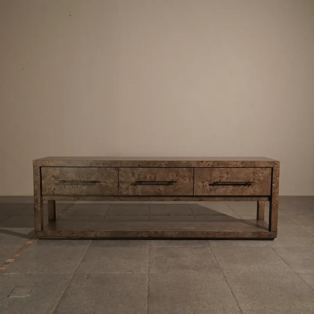 Liora Console
