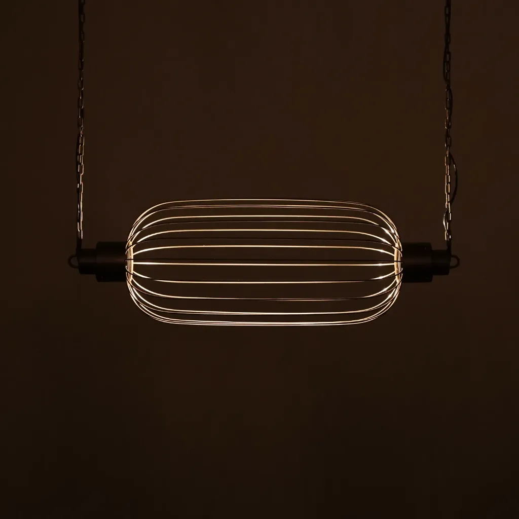 Lucien Pendant Horizontal