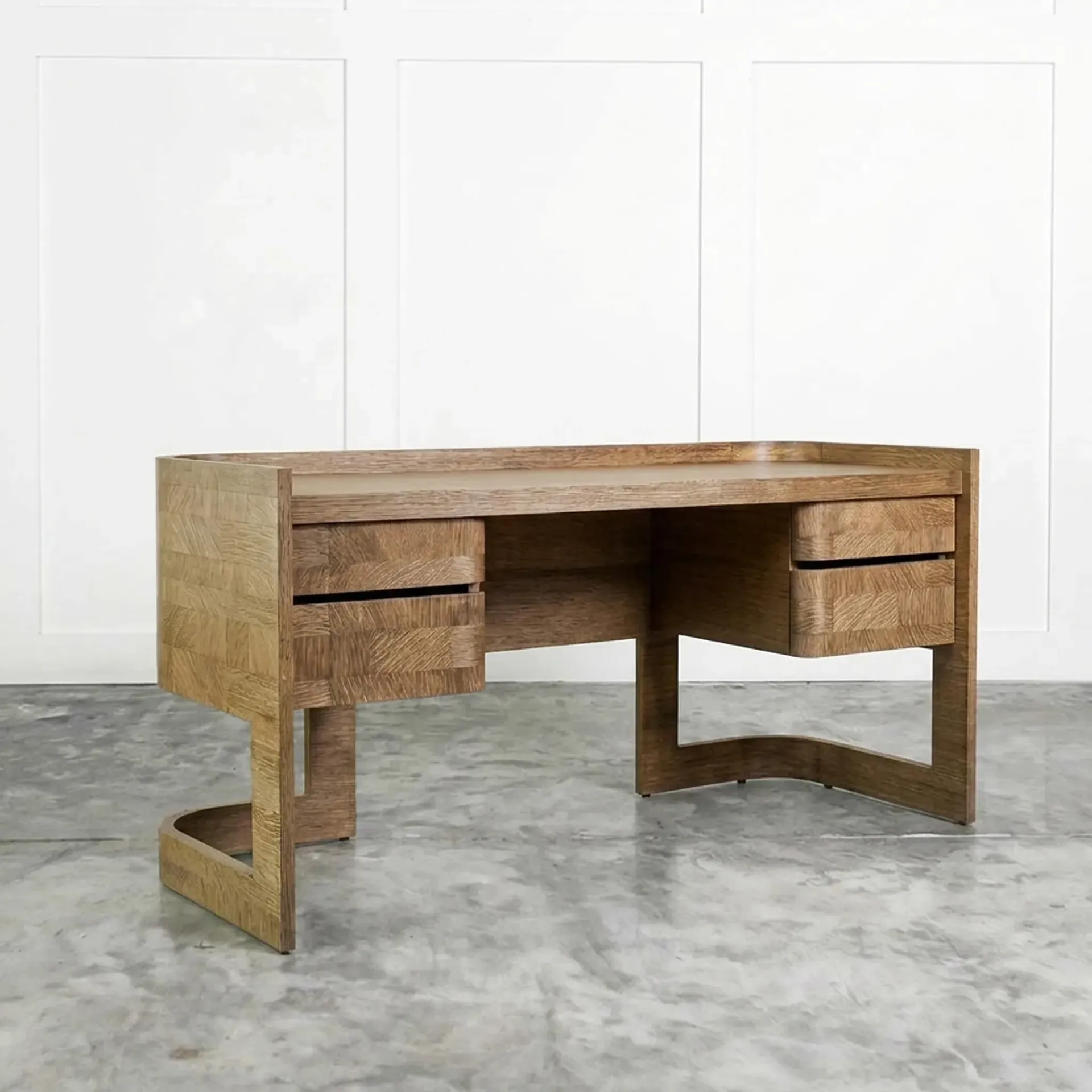 Moxie Desk