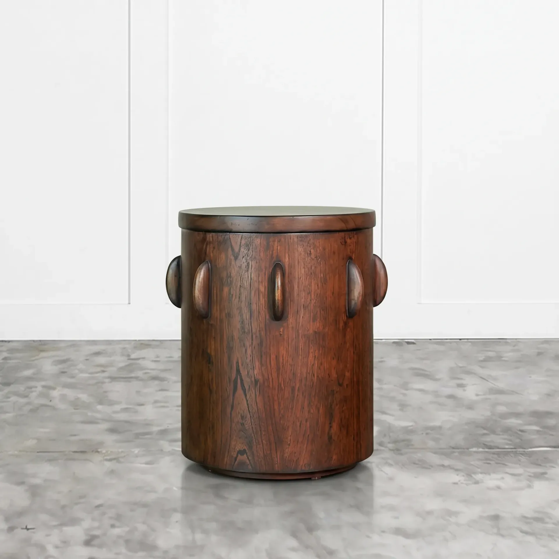 Noosa Stool