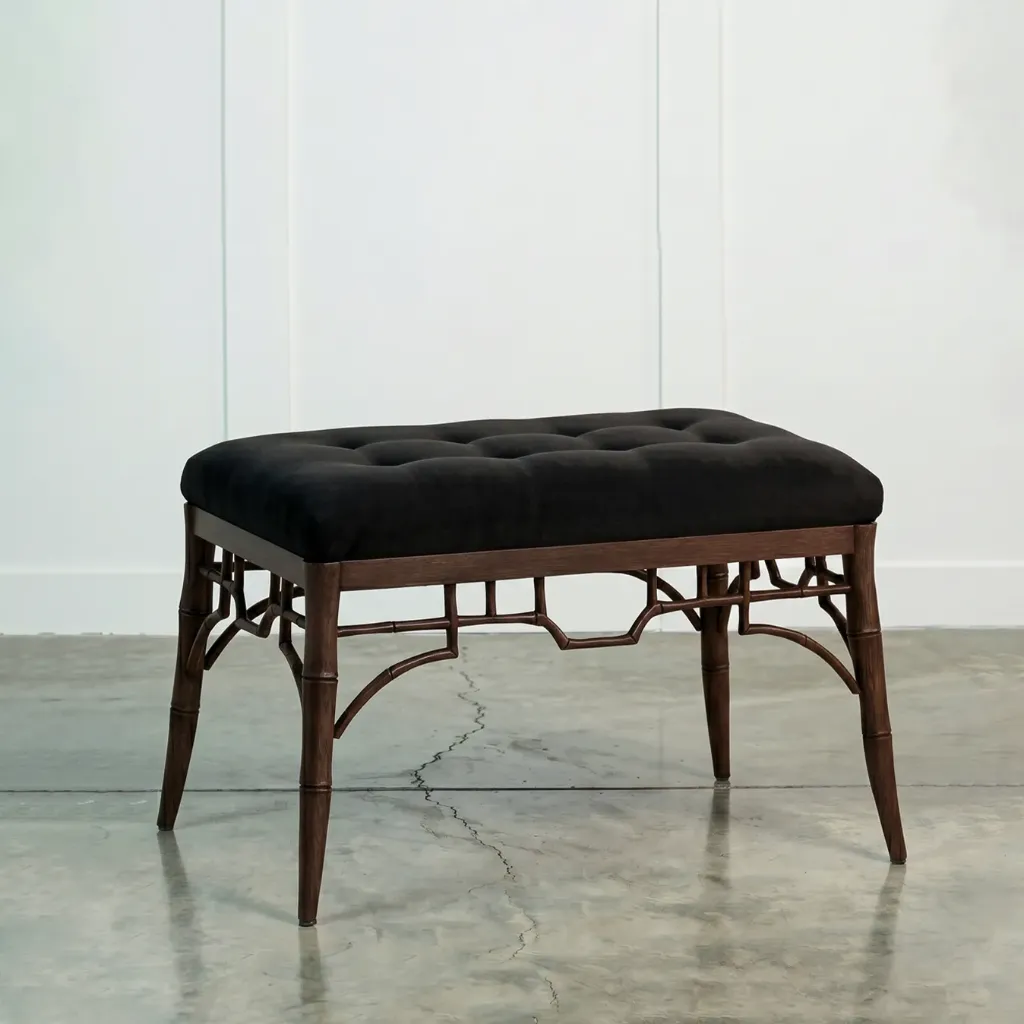 Phai Petite Bench