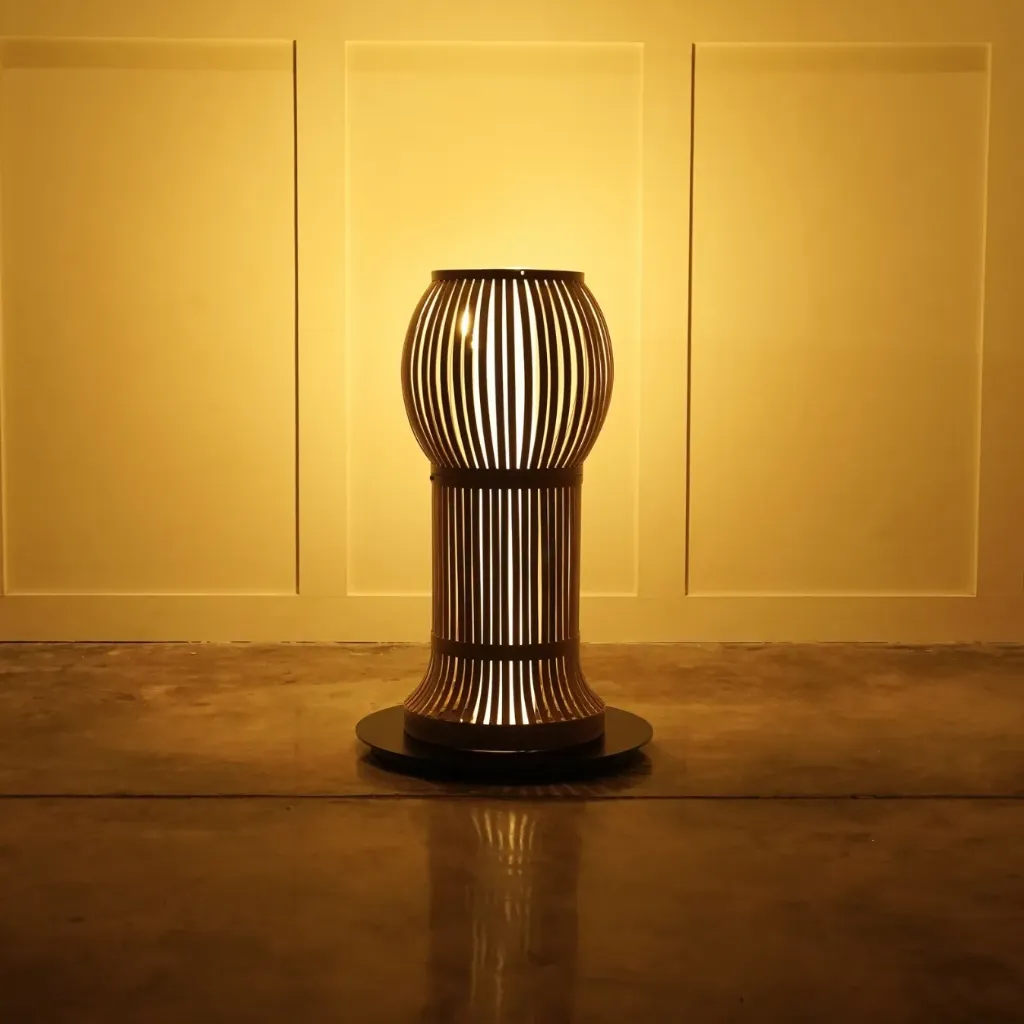 Rhea Floor Totem Lamp D