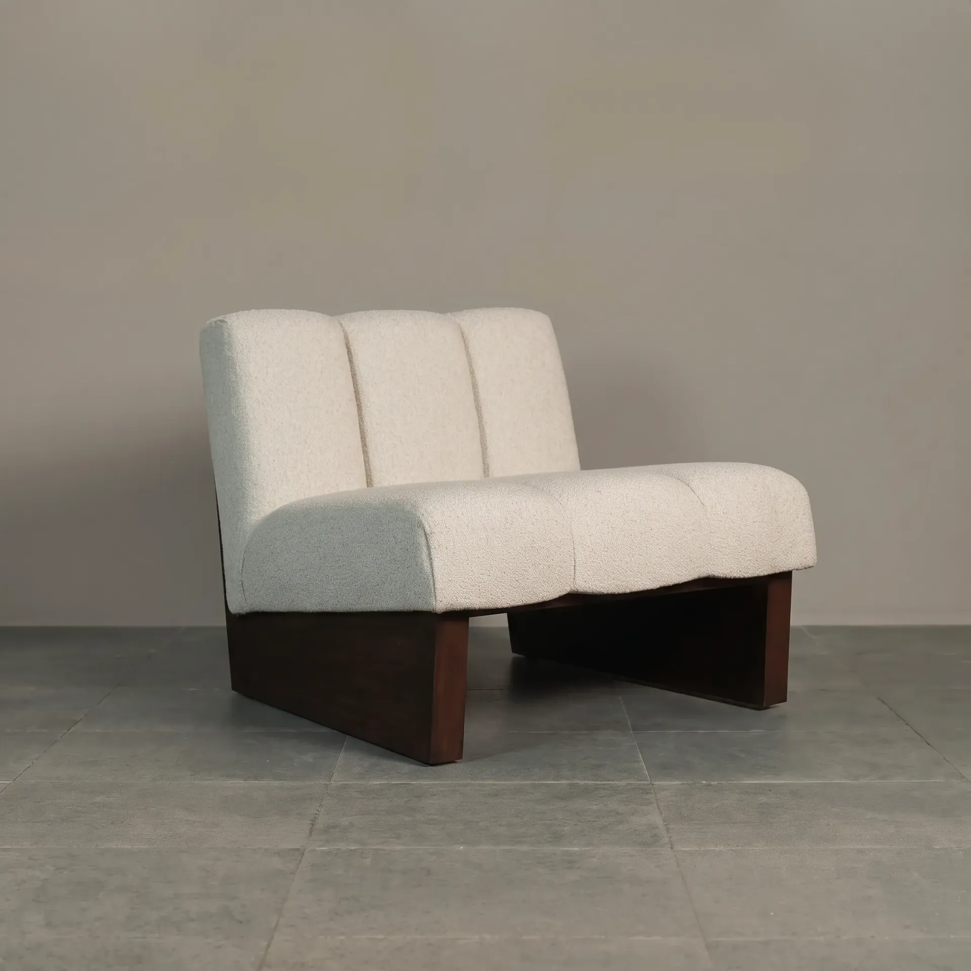 Rhyan Lounge Chair