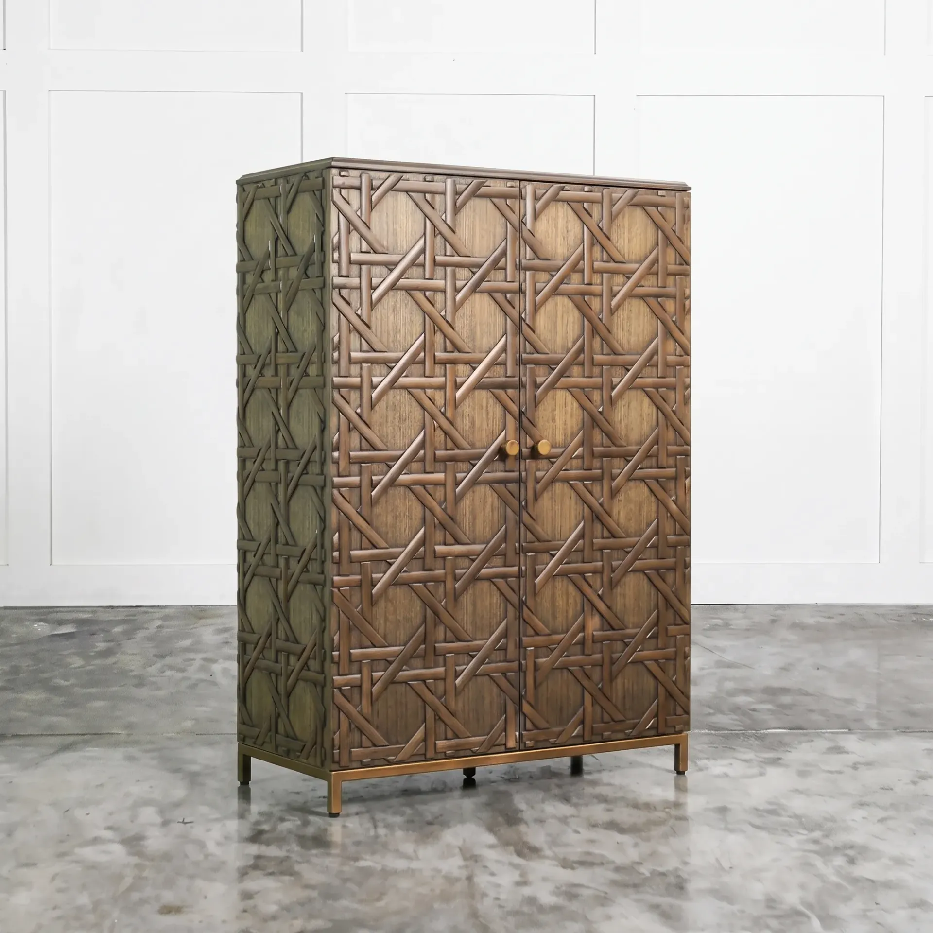 Serie Hall Cabinet