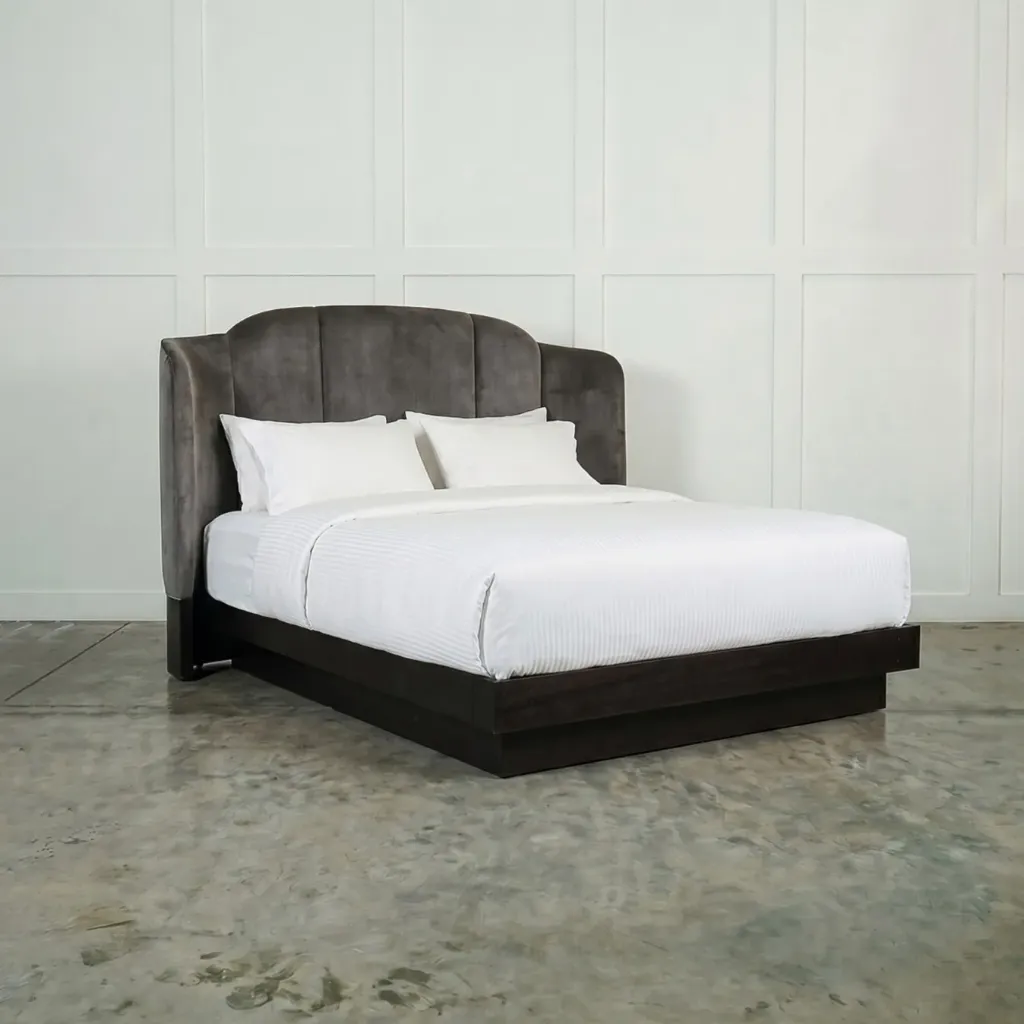 Stella Bed (Queen Size : 1940 x 2260 x 1500 mm)
