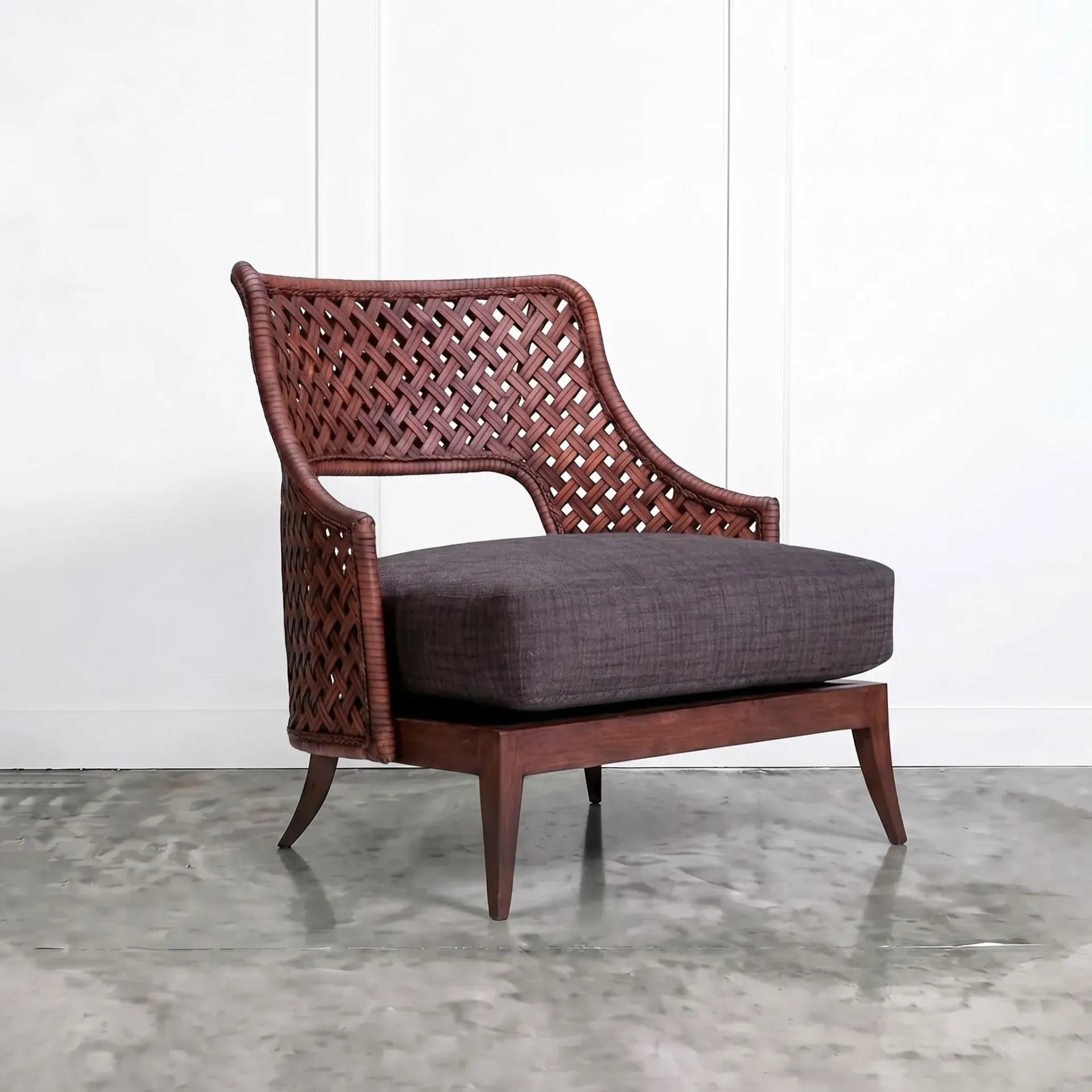 Talomie Lounge Chair