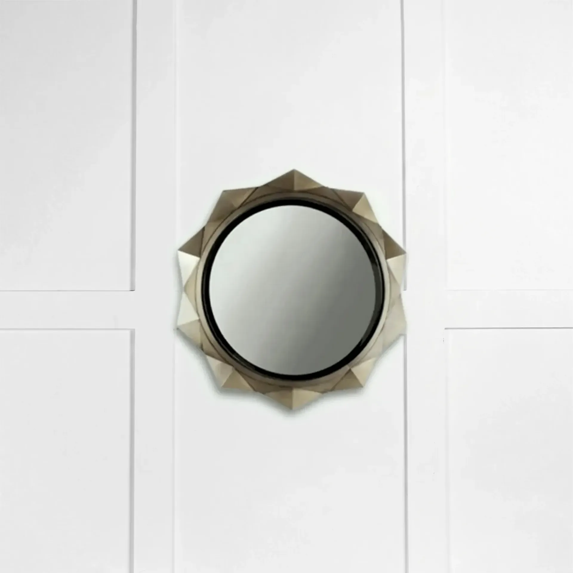 Tate Mirror