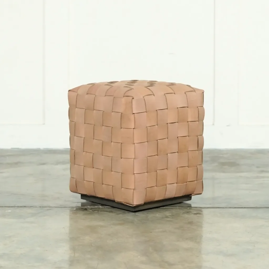 Toren Stool