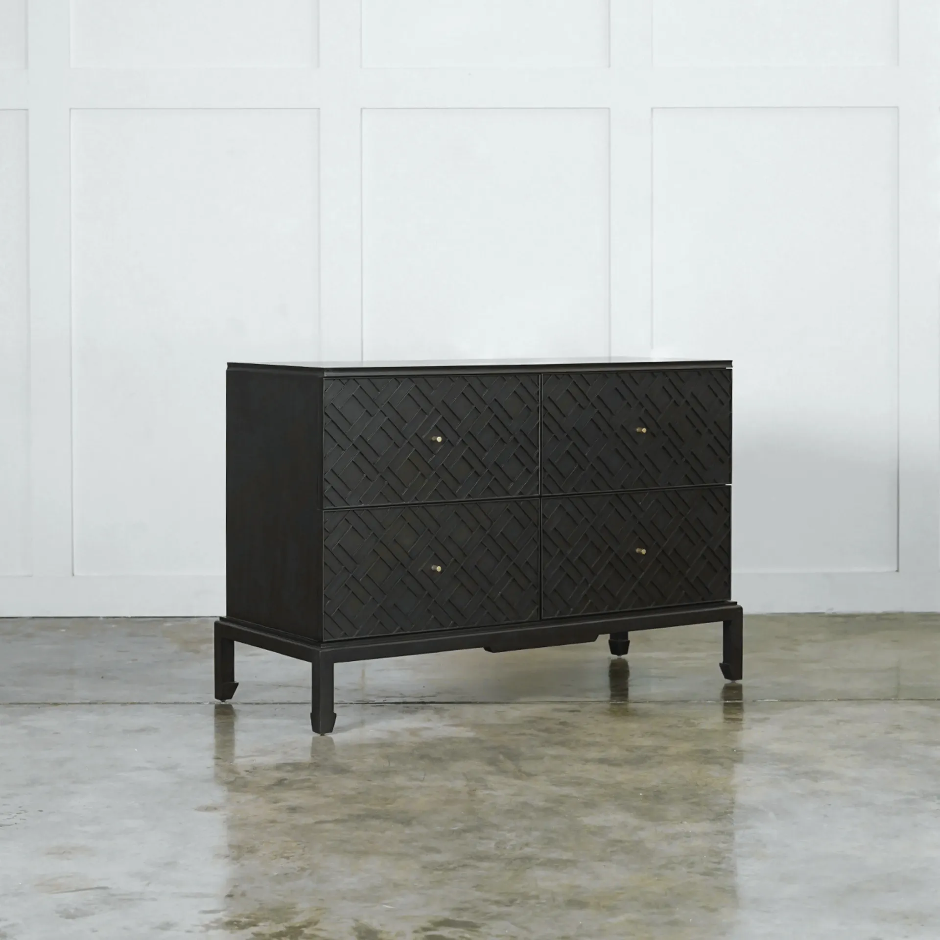Tuan Dresser Wood
